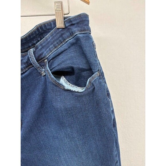 Ava & Viv Women's Plus Size Jeans Size 22W Skinny Leg Stretch - Picture 2 of 9